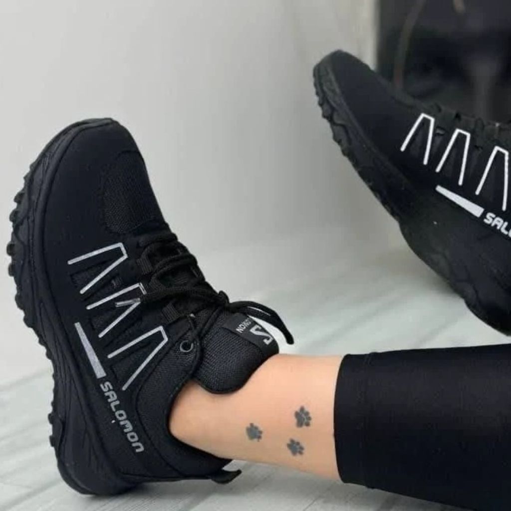 خرید آنلاین کتونی اسپرت سالامون