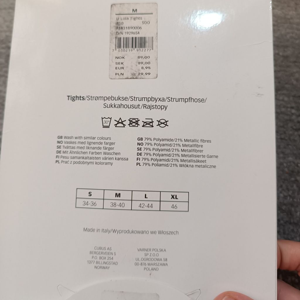 خرید انلاین جوراب شلواری شاین دار محصول ایتالیا رنگ پا