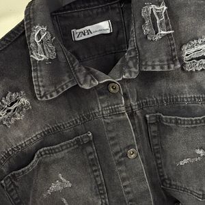 خرید اینترنتی کت جین زارا مشکی   زا‌و دار