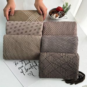 خرید اینترنتی قیمت شال زنانه ویسکوز پاییزه طرح پلیسه