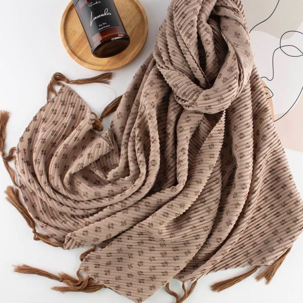 شال زنانه ویسکوز پاییزه طرح پلیسه