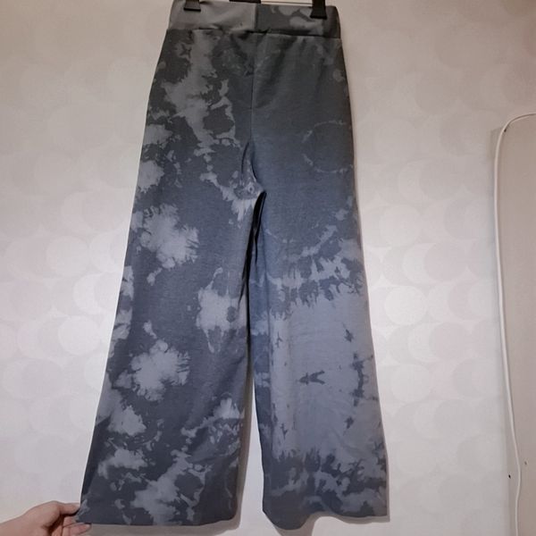 شلوار زنانه هکتاتون