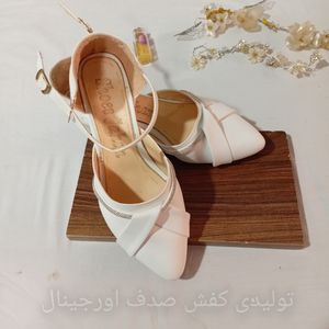 قیمت ارزان کفش مجلسی زنانه جلو بسته مدل عروسکی