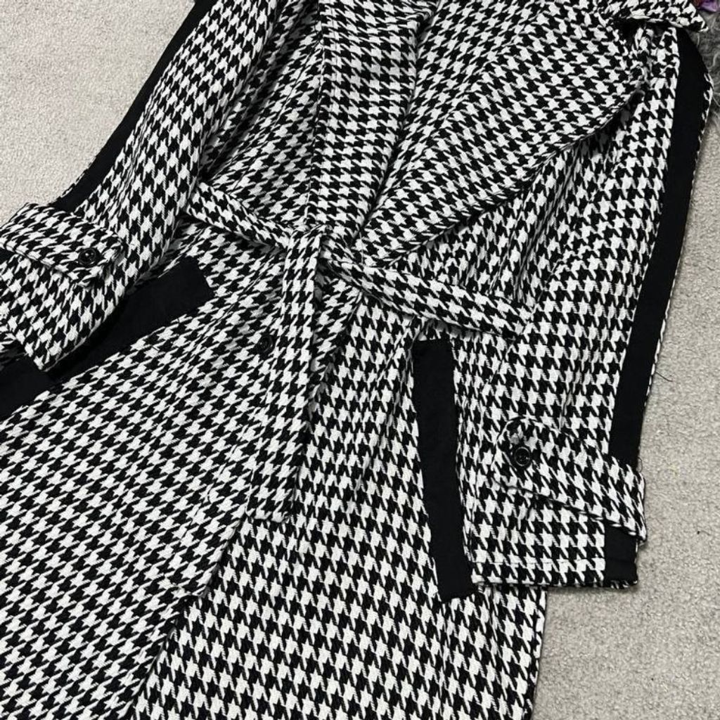 مشخصات پالتو هلن شیک