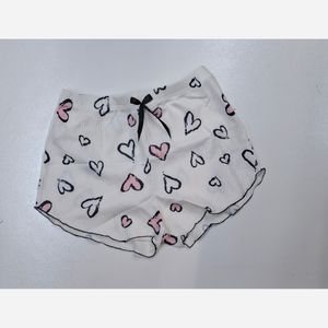 خرید انلاین تاپ و شورتک قلبی 