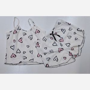 خرید آنلاین تاپ و شورتک قلبی 