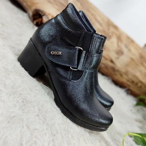 خرید آنلاین نیم بوت زنانه طبی سایز 36 تا 41 زیره پیو نرم سبک راحت پاخور عالی