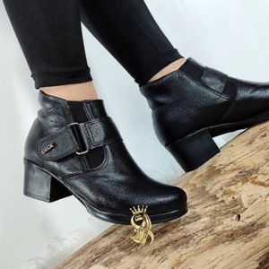 فروش اینترنتی نیم بوت زنانه طبی سایز 36 تا 41 زیره پیو نرم سبک راحت پاخور عالی