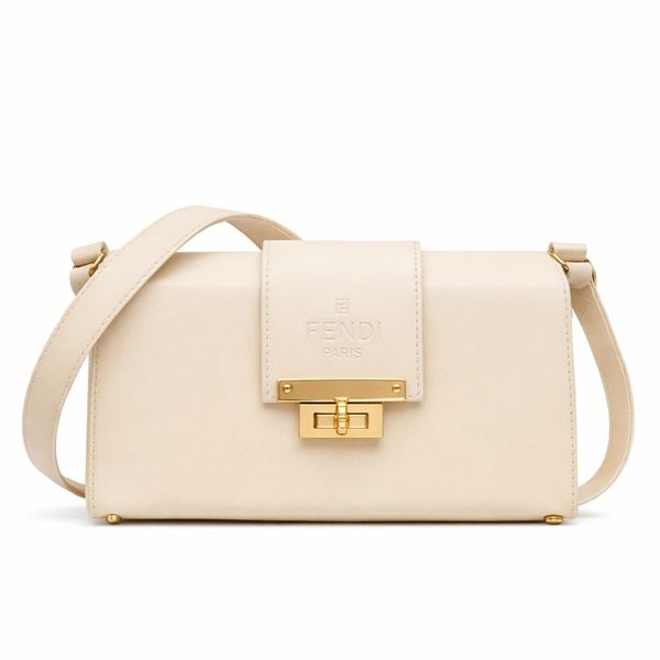 کیف دستی . دوشی .فندی