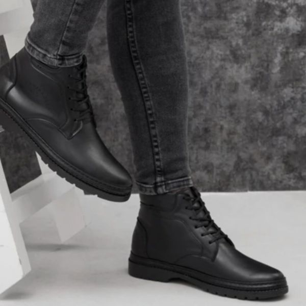 نیم بوت مردانه مدل دژاوو-ساقدار و بندی