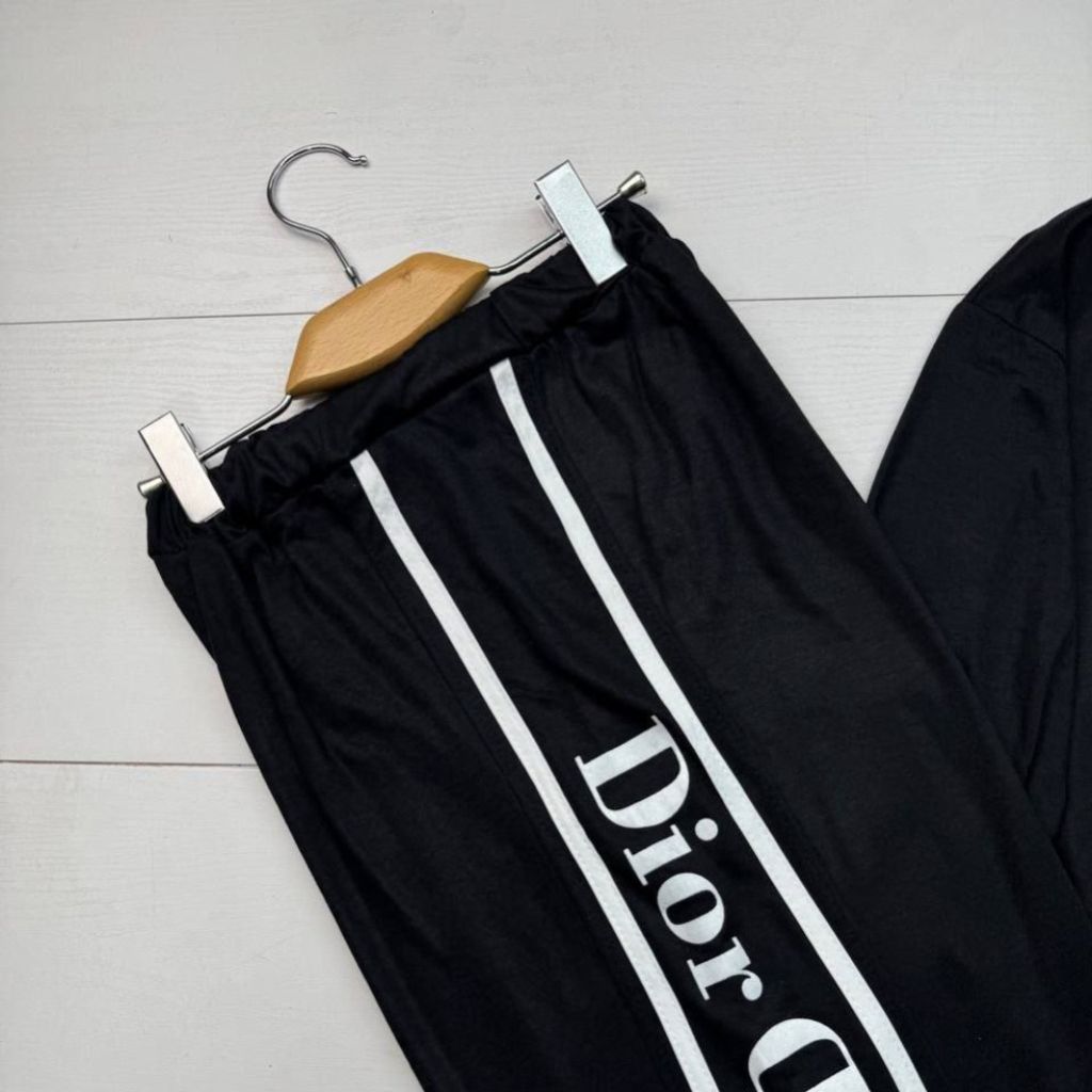 خرید آنلاین ست زنانه ورزشی طرح کریستین