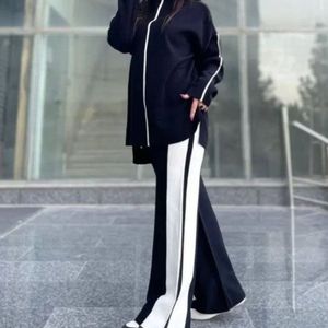 خرید آنلاین ست بافت زنانه بغل خط دار