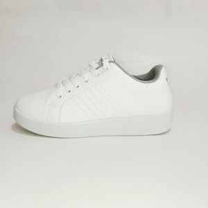 مشخصات کتانی ونس آدیداس