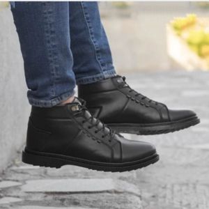 قیمت نیم بوت مردانه مدل شیک گام