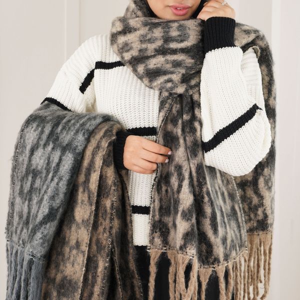 بیگ اسکارف پلنگی پاد