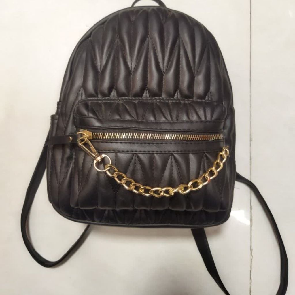 مشخصات کوله جلو زنجیردار