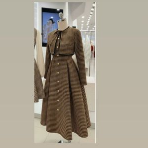 خرید اینترنتی کت سارافون زنانه طرح پیله دار