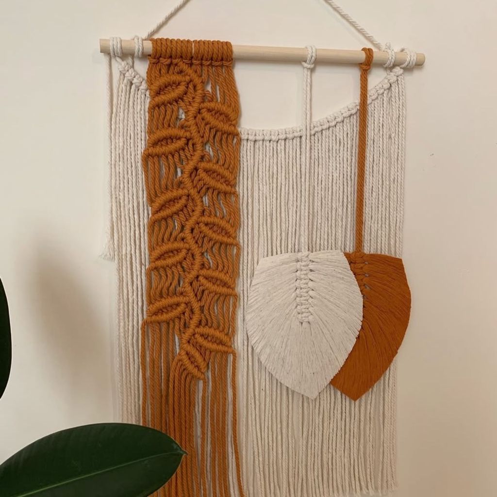 قیمت آویز دیوار کوب‌ مکرومه بافی مدل خزان