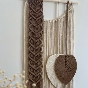 اویز‌دیوار کوب‌مکرومه بافی مدل برگ