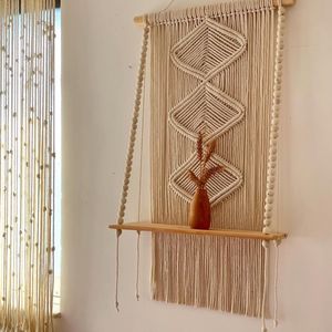 شلف دیواری مکرومه بافی مدل ماه