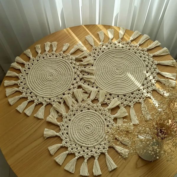 مجموعه سه عددی رومیزی مکرومه