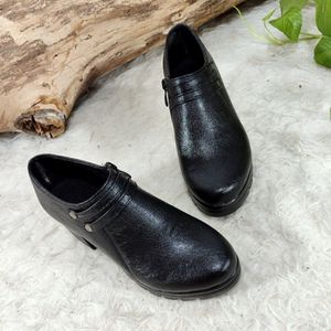 فروش اینترنتی نیم بوت زنانه اداری زیره طبی پیو شرکتی سبک نرم راحت