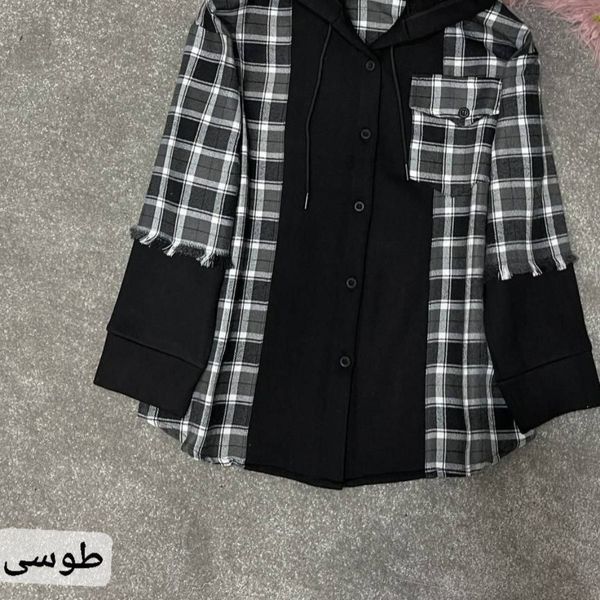 سویشرت زنانه کلاهدار طرح ترکیبی دورس و چهارخونه