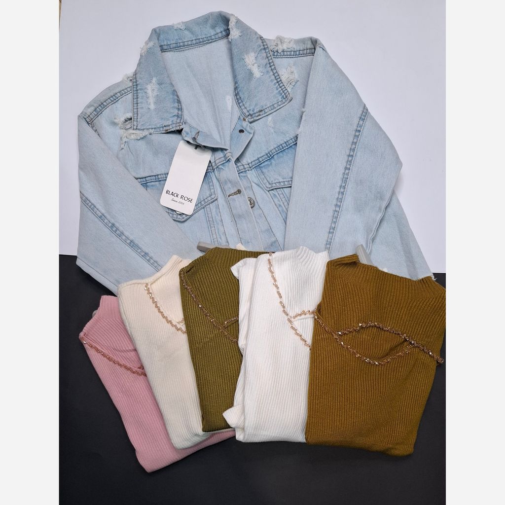 فروش اینترنتی بلوز بافت آستین کوتاه 