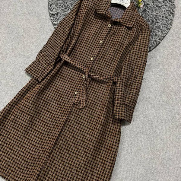 مانتو زنانه طرح اریا