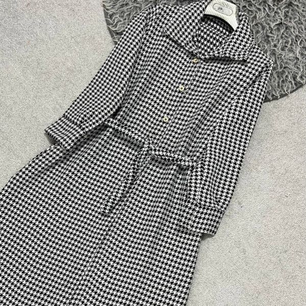 مانتو زنانه طرح اریا