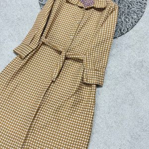 خرید انلاین مانتو زنانه طرح اریا