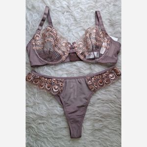 ست سوتین و شورت دانتل اکلیلی