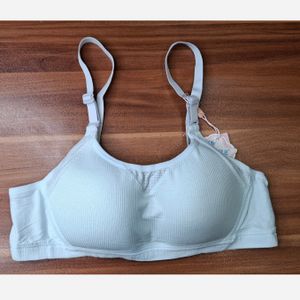 خرید انلاین نیمتنه اسپرت کاپ کوچک