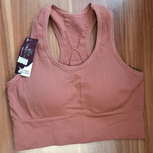 قیمت نیم تنه ورزشی زنانه 