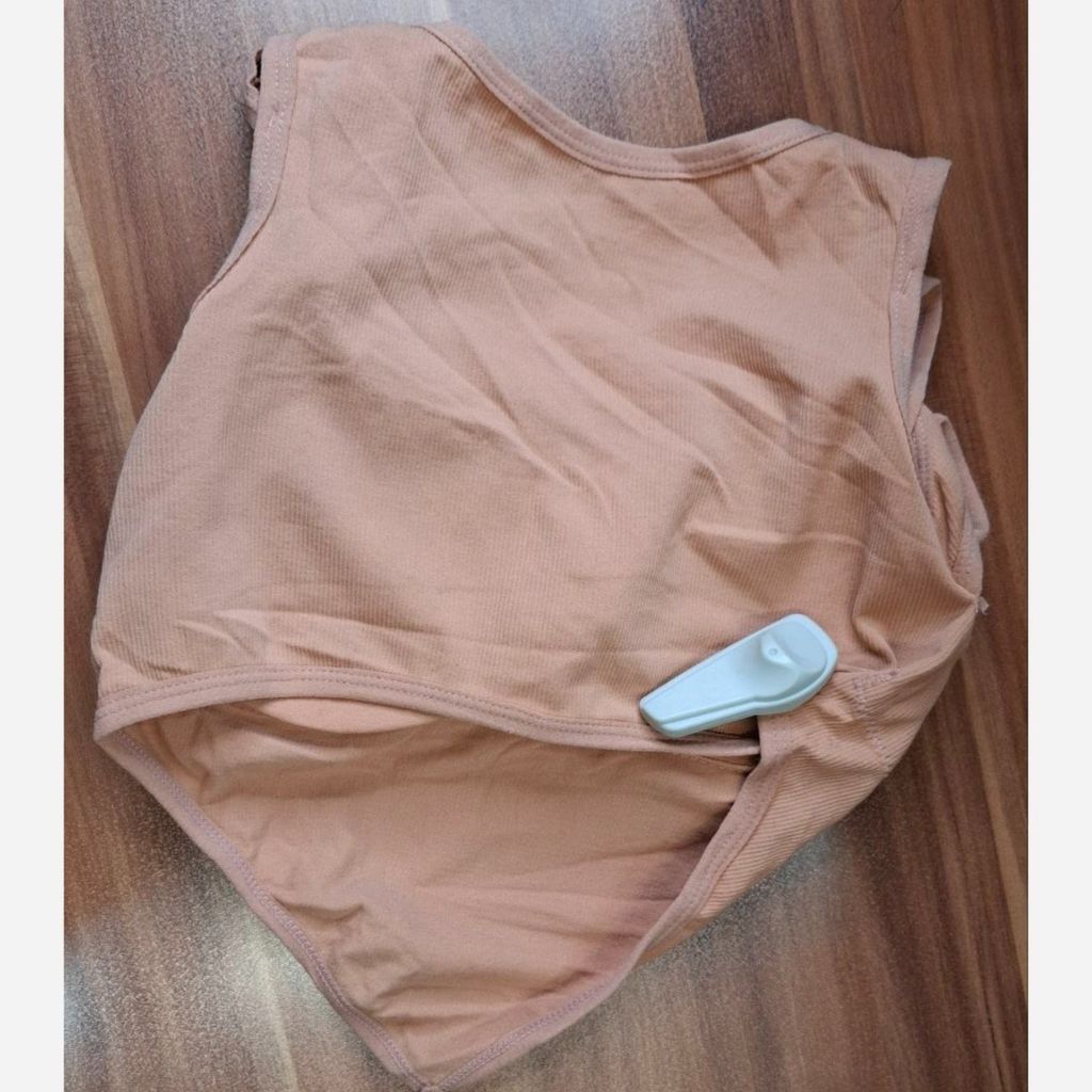 فروش اینترنتی نیم تنه زنانه اسپرت 