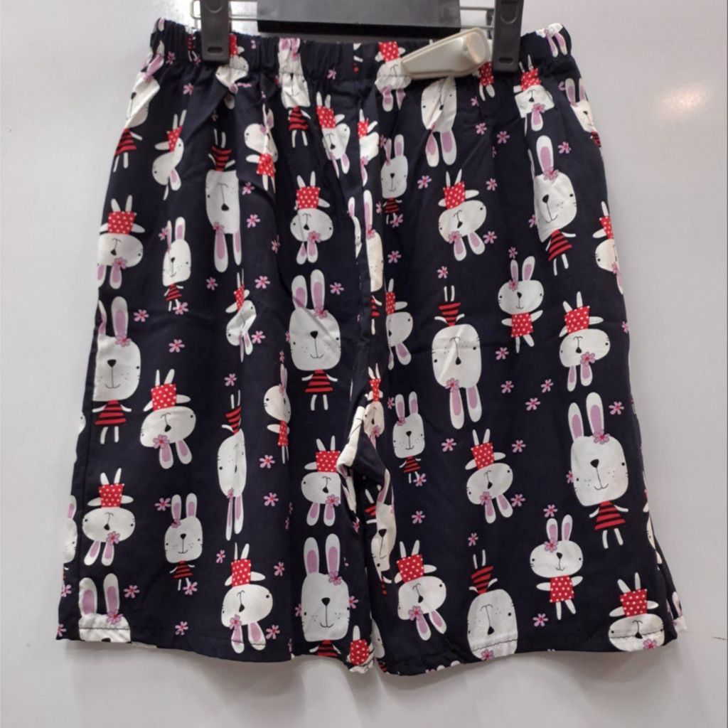 خرید اینترنتی شورتک نخی طرحدار