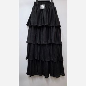 دامن طبقه ای زنانه