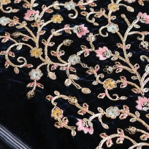 فروش اینترنتی پارچه مخمل سوزن دوزی هندی