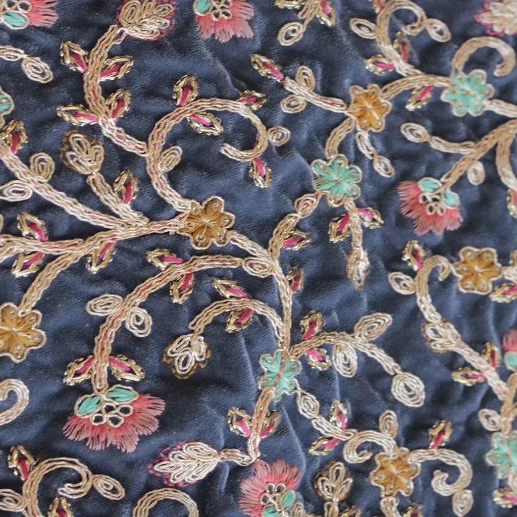 خرید اینترنتی قیمت پارچه مخمل سوزن دوزی هندی