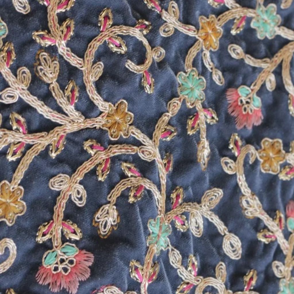 خرید آنلاین پارچه مخمل سوزن دوزی هندی
