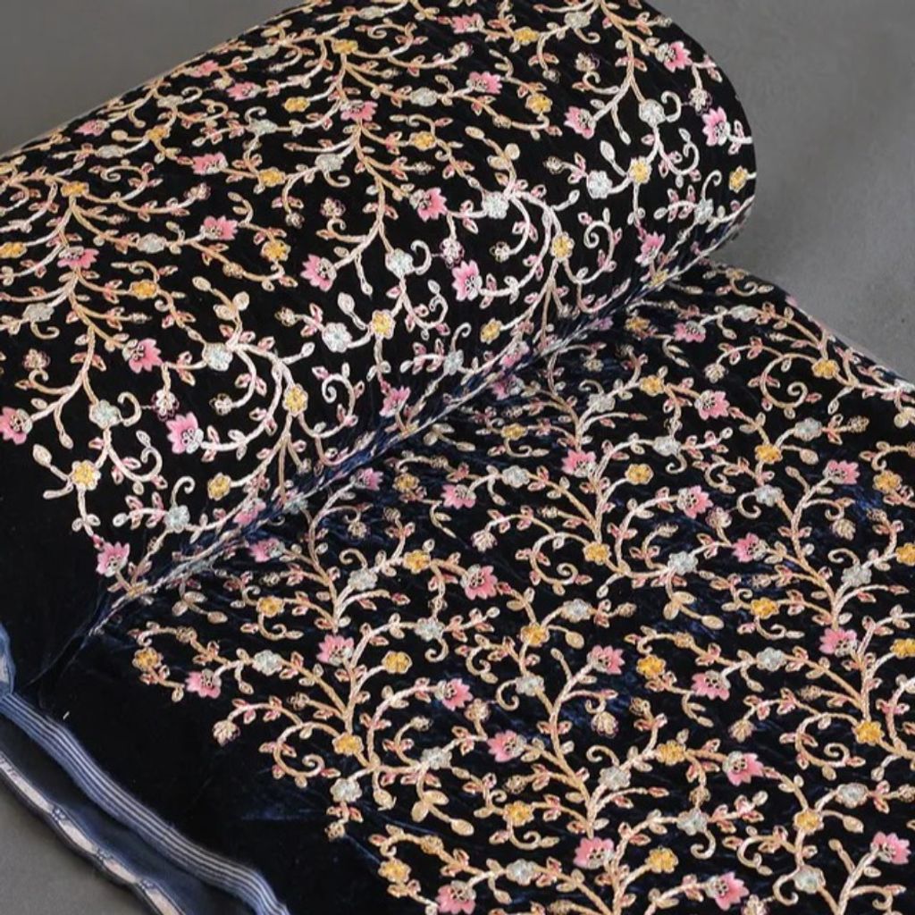 فروش اینترنتی پارچه مخمل سوزن دوزی هندی