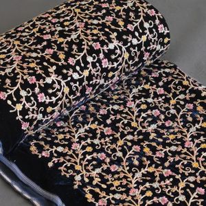 فروش اینترنتی پارچه مخمل سوزن دوزی هندی