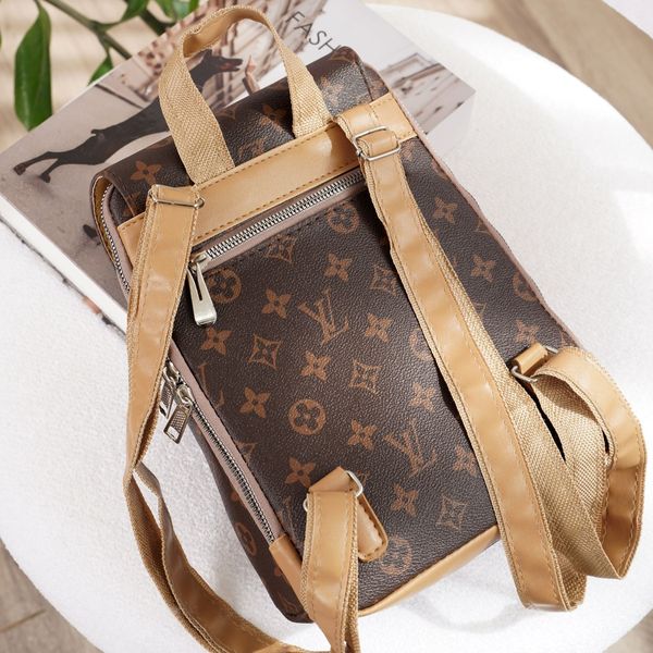 کوله طرحدار سونا پاد