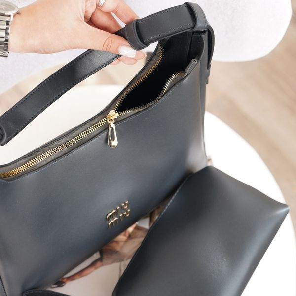 کیف دوشی میو میو پاد