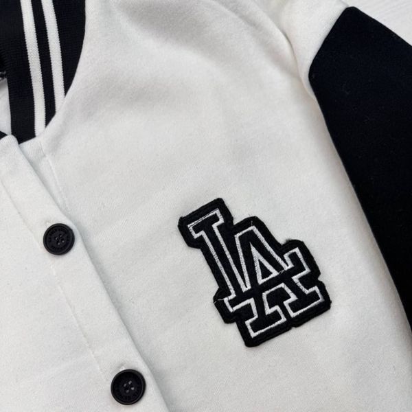 سویشرت زنانه طرح بیسبالی