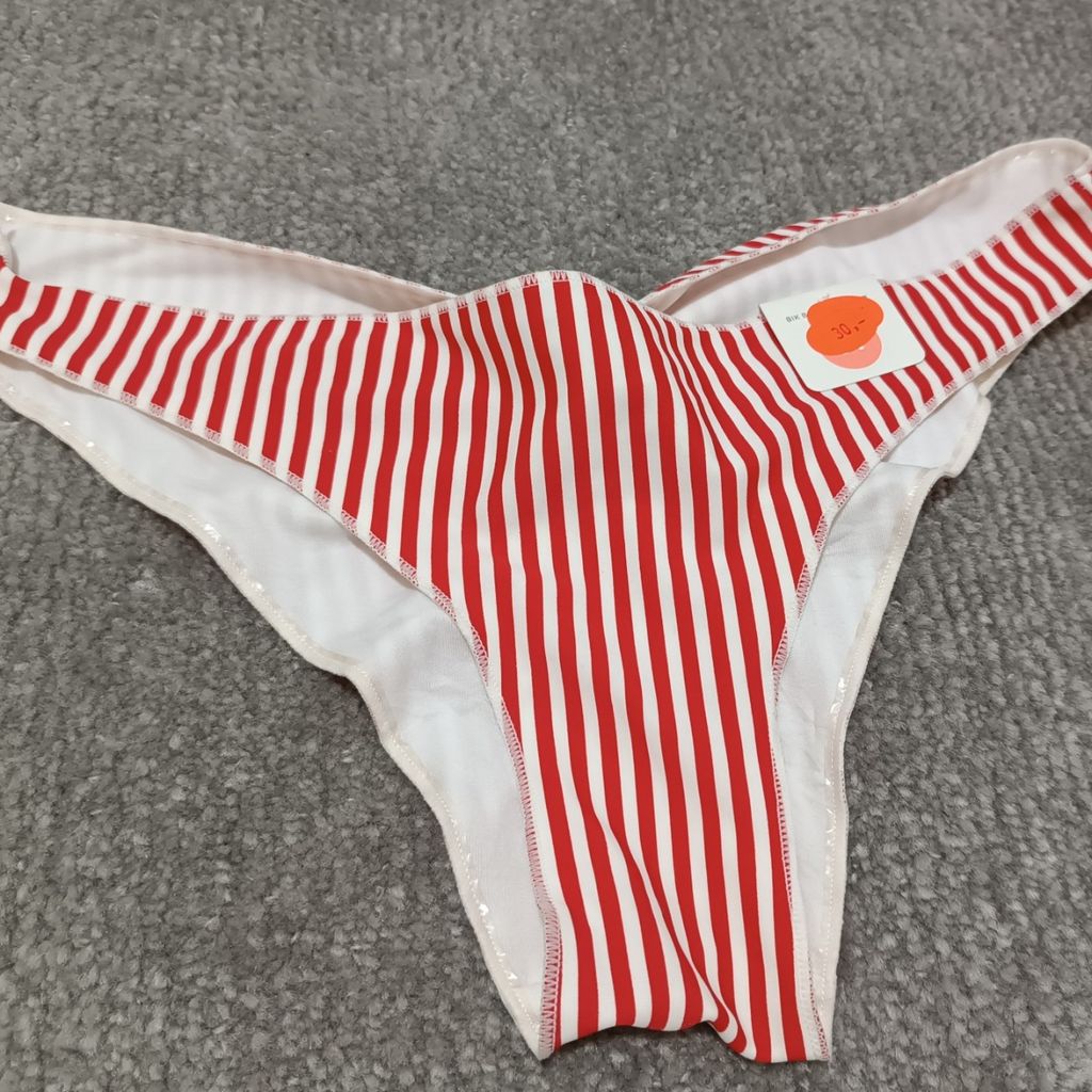 مشخصات شورت پشت چین برند bik bok