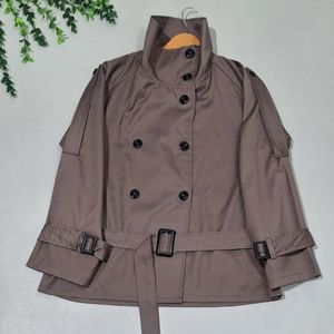 فروش اینترنتی ترنج کت زنانه طرح یقه ایستاده مانلی