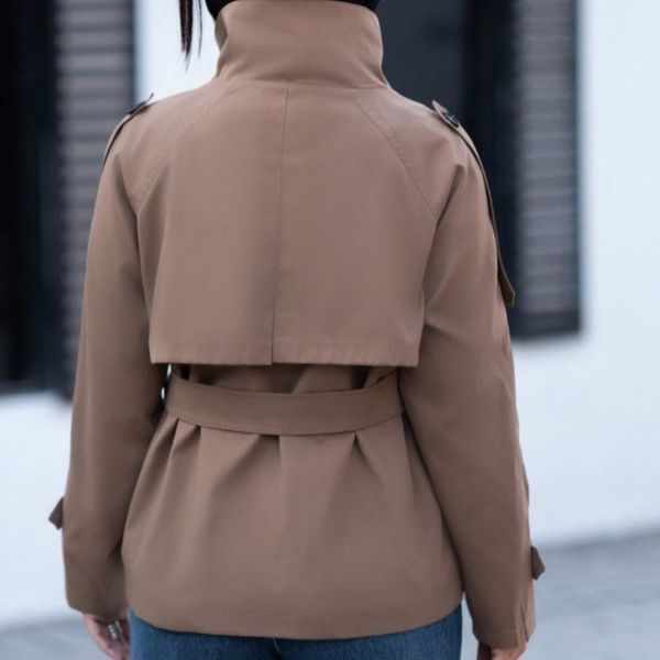 ترنج کت زنانه طرح یقه ایستاده مانلی