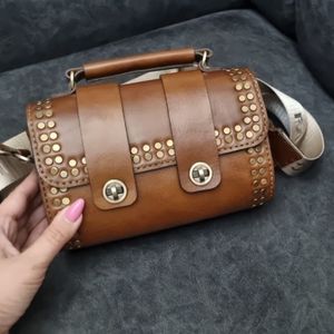 کیف دوشی چرم طبیعی زنانه کیف دخترانه چرم طبیعی کیف دستی و رودوشی