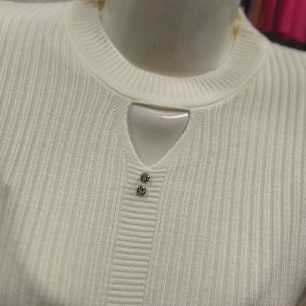 بلوز گپ بافت زنانه طرح یقه اشکی bl7ty